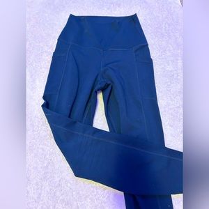 dark teal athletic leggings